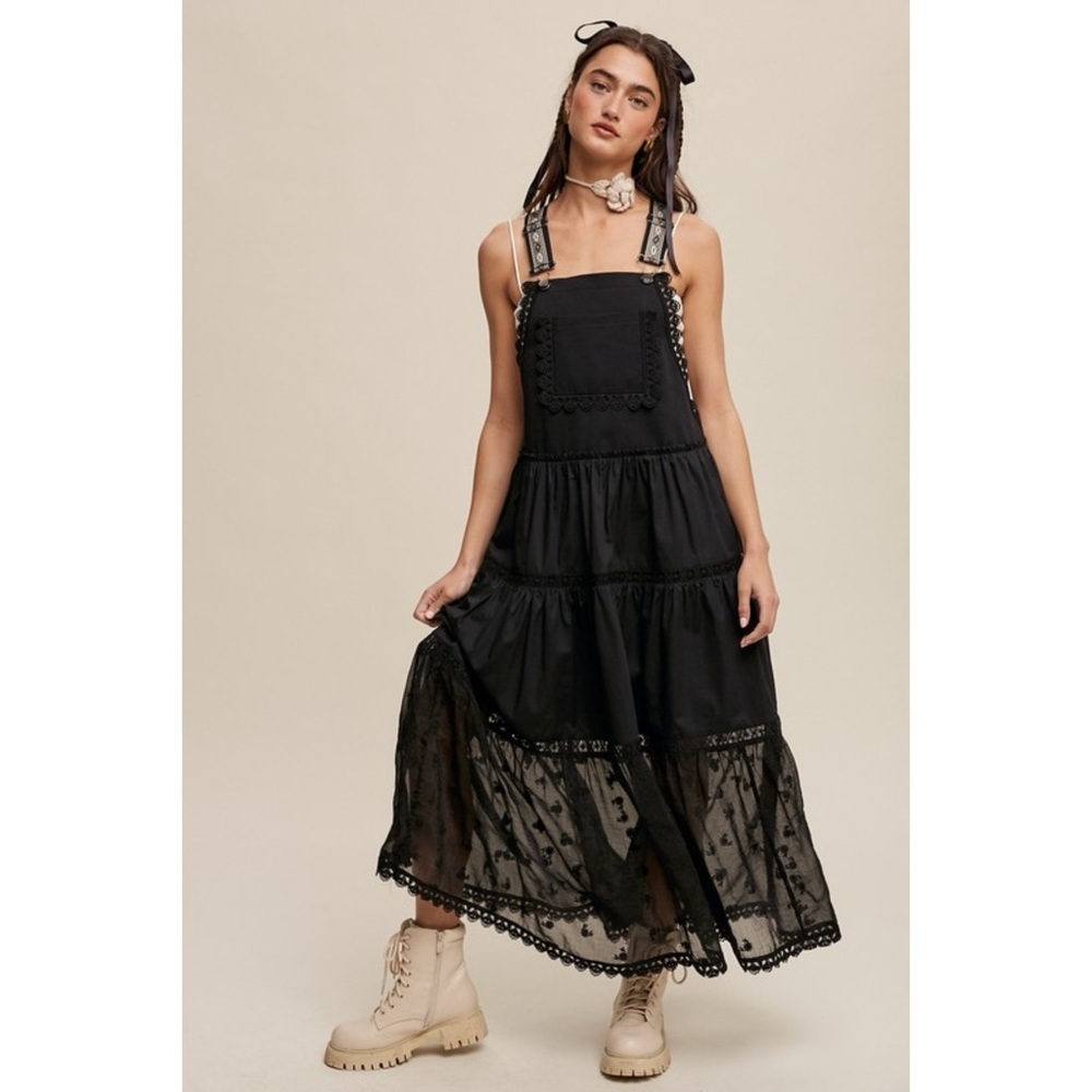 Listicle Black Lace Pieced Jacquard Strap Skirtall - Picture 11 of 12